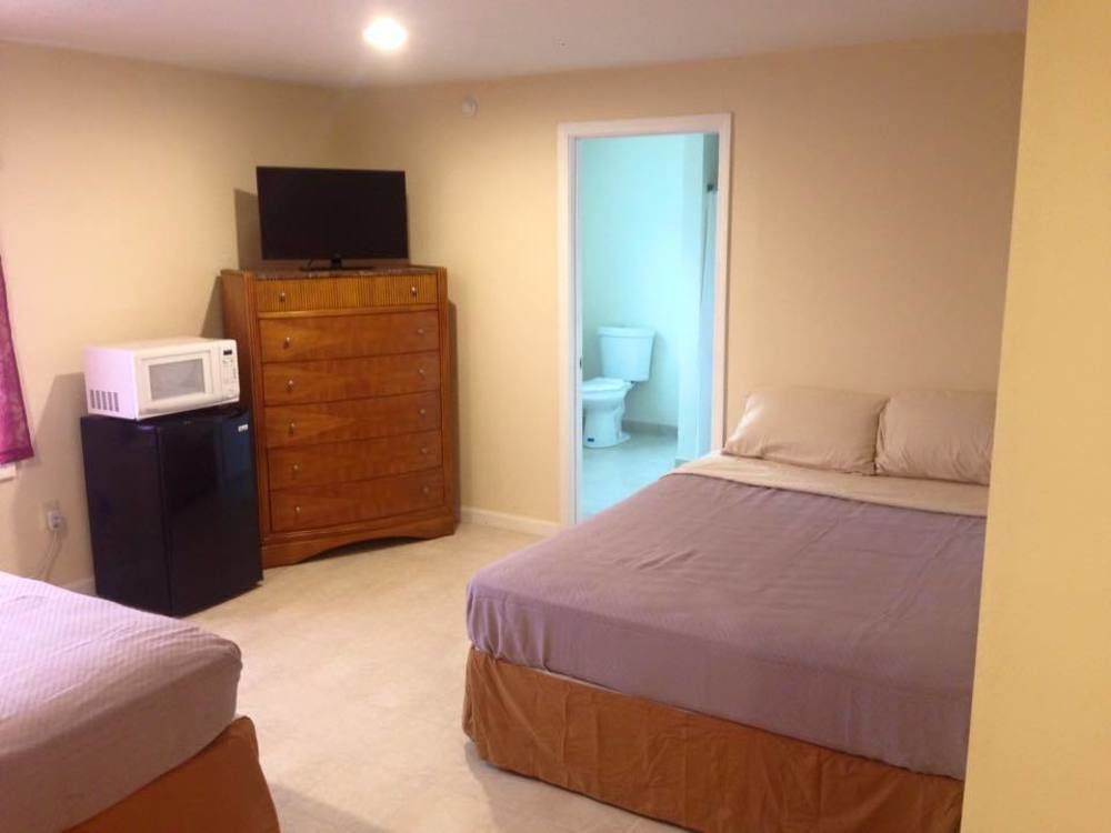 Misquamicut Beach Front Inn Westerly Extérieur photo