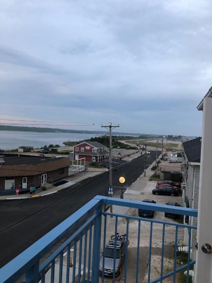 Misquamicut Beach Front Inn Westerly Extérieur photo