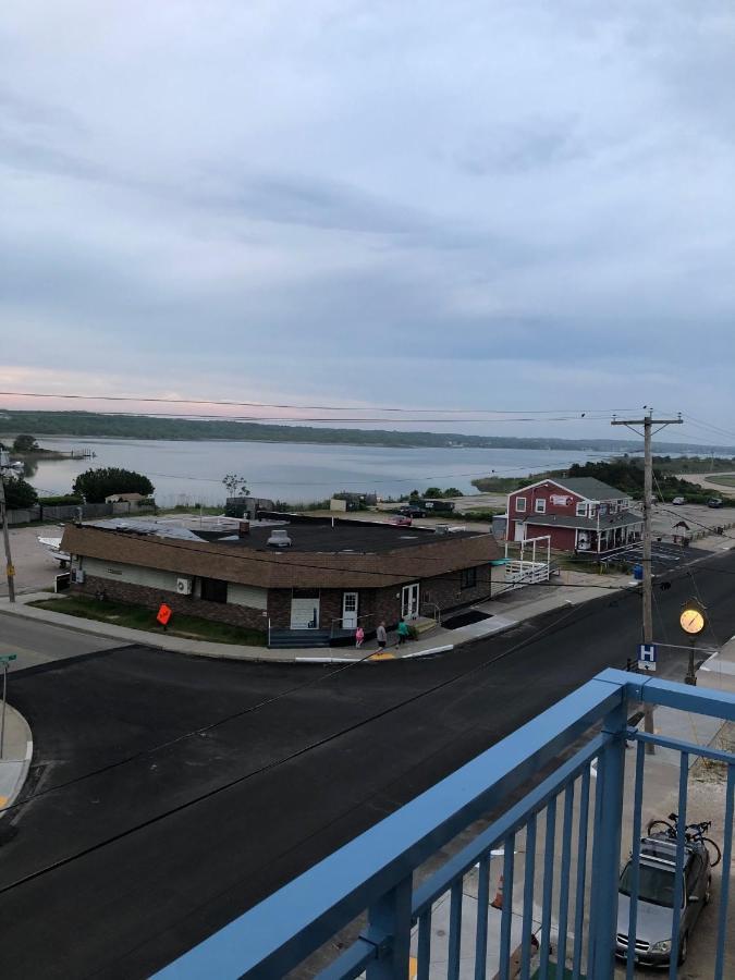 Misquamicut Beach Front Inn Westerly Extérieur photo